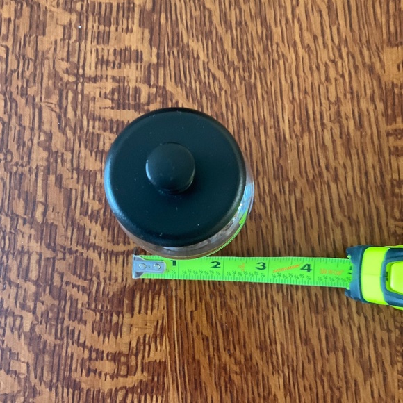 Pottery barn glass spice jar - Picture 3 of 5